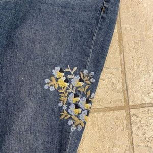 J Jill weekender jeans with embroidery